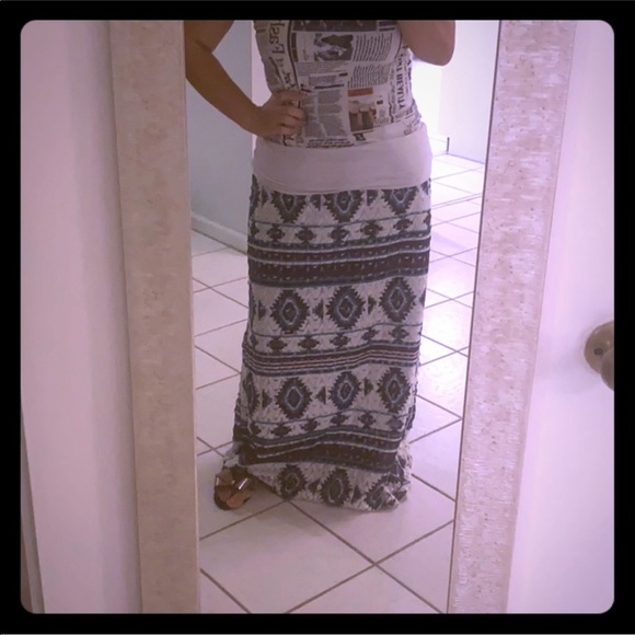 Dresses & Skirts - 🚨SALE 🚨 5 items for only $25!!